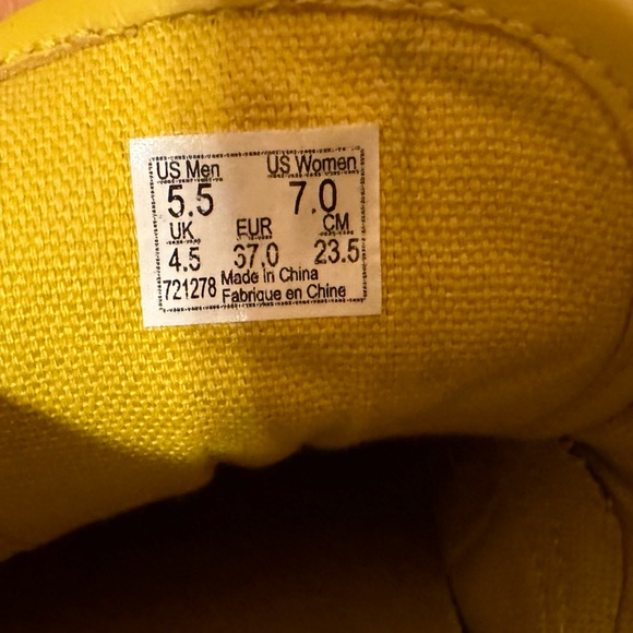 Vans x Opening Ceremony Old Skool Yellow Leather Low Top - Picture 3 of 8